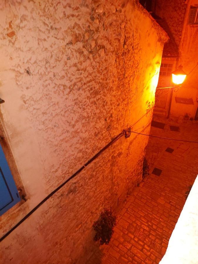 Nona Marija Appartement Rovinj Buitenkant foto